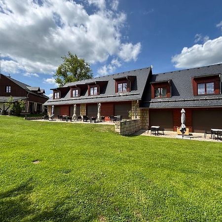 Rezidence Pihel Hotell Nový Bor Exteriör bild