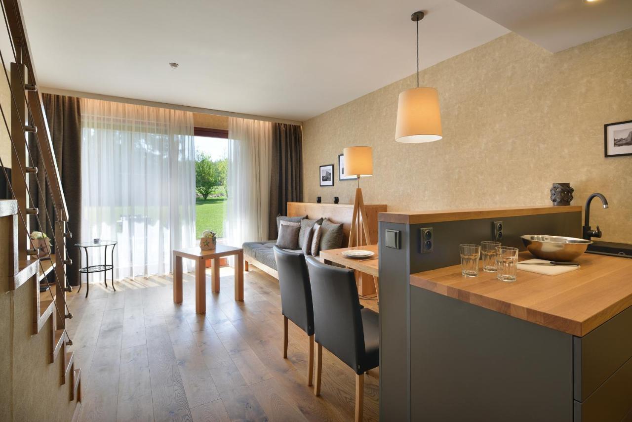 Rezidence Pihel Hotell Nový Bor Exteriör bild